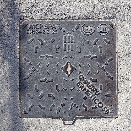Manhole cover