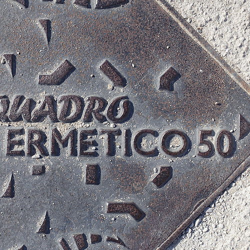 Manhole cover